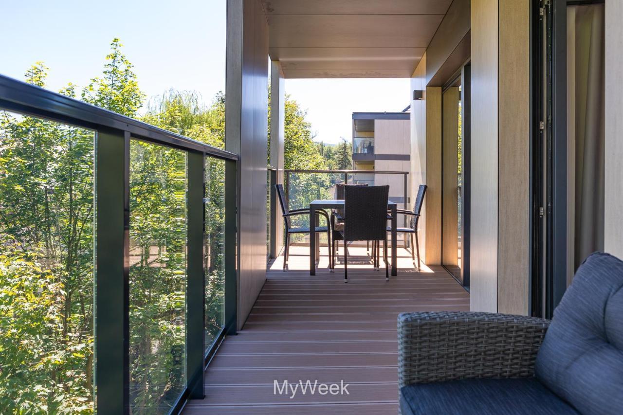 Ogrody Pieniawskie, Myweek โปลานิซา-สดรอยจ์ ภายนอก รูปภาพ