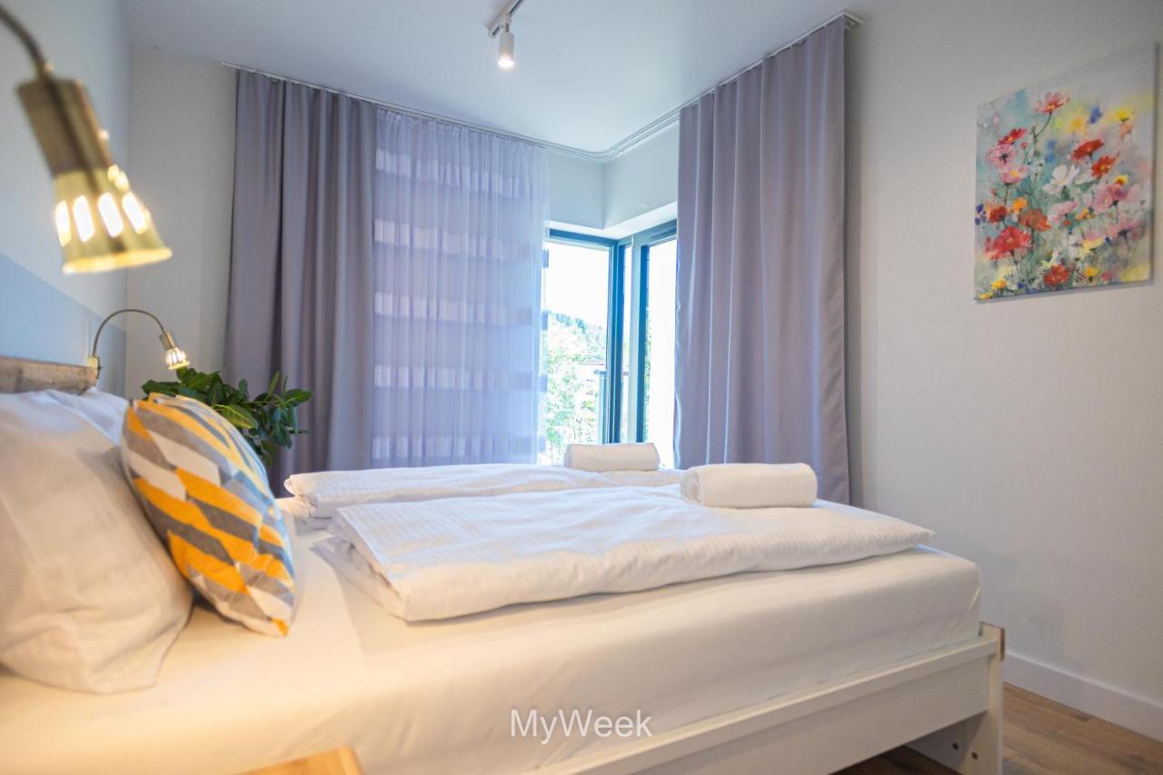 Ogrody Pieniawskie, Myweek โปลานิซา-สดรอยจ์ ภายนอก รูปภาพ